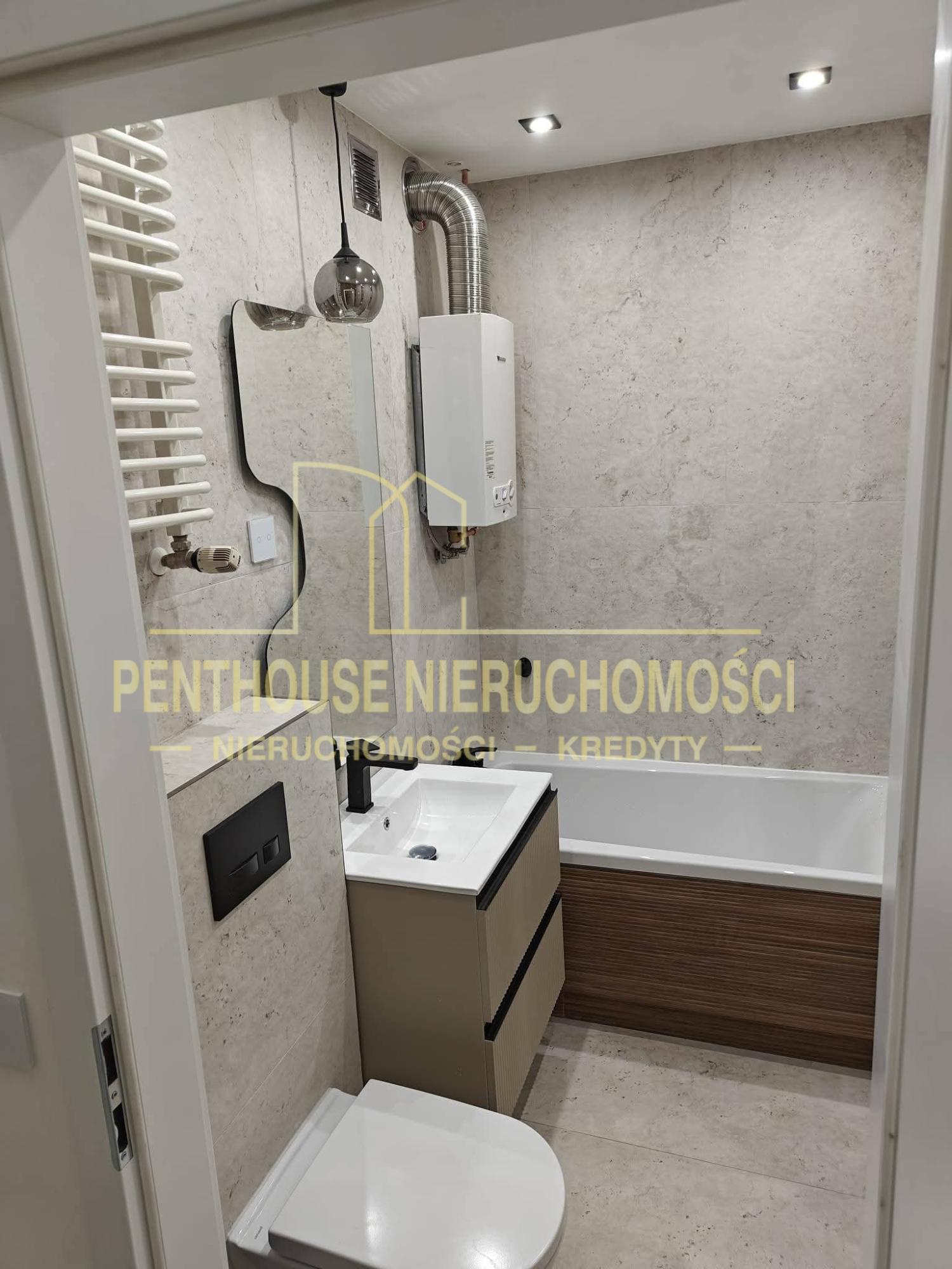 IDEALNE NA PIERWSZE "M"