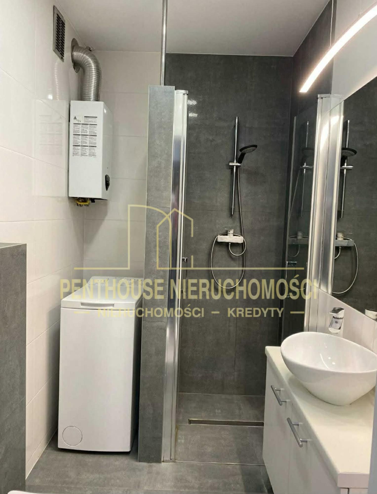 NOWOCZESNA KAWALERKA